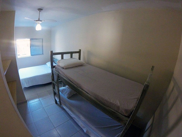 Casa aconchegante pé na areia c/ 5 quartos.