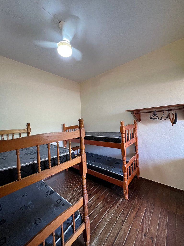 Confortável casa pé na areia com e área gourmet