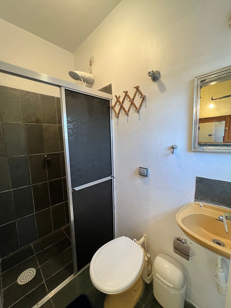 Confortável casa pé na areia com e área gourmet