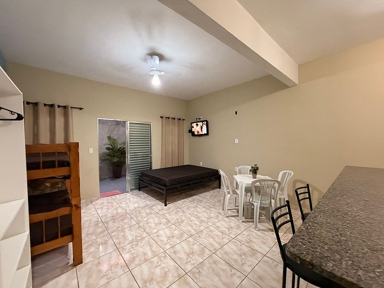 Estúdio 5 Pessoas a Poucos Passos do Mar