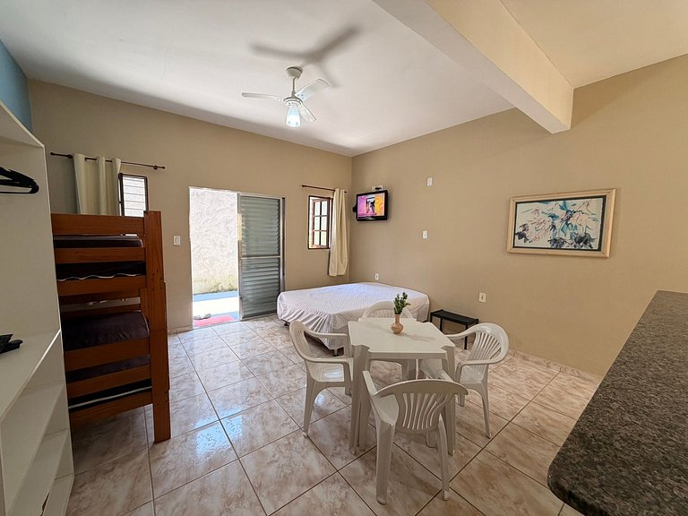 Estúdio 5 Pessoas a Poucos Passos do Mar