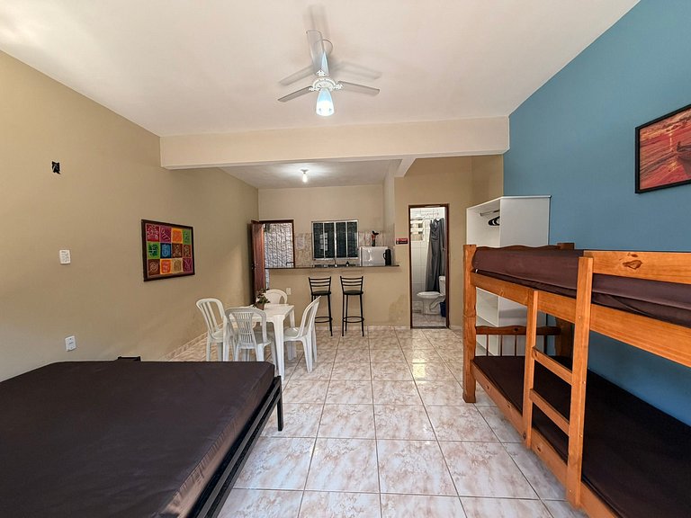 Estúdio 5 Pessoas a Poucos Passos do Mar