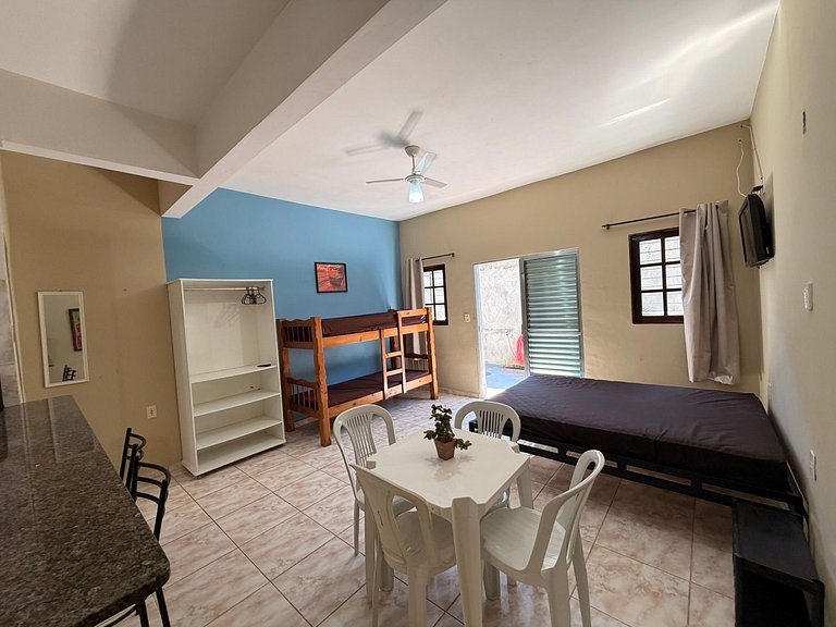 Estúdio 5 Pessoas a Poucos Passos do Mar