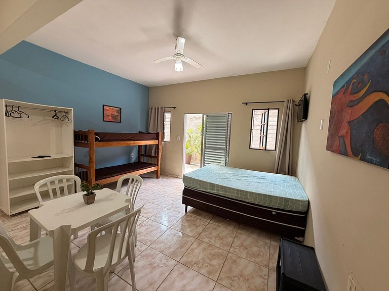 Estúdio equipado para 5 Pessoas perto da praia