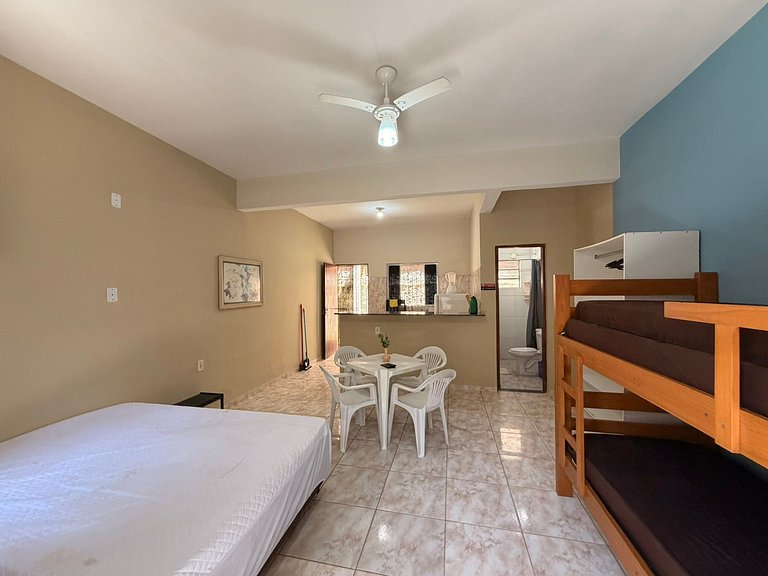 Estúdio equipado para 5 Pessoas perto da praia