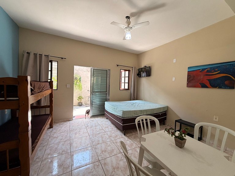 Estúdio equipado para 5 Pessoas perto da praia