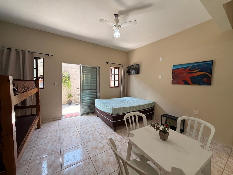 Estúdio equipado para 5 Pessoas perto da praia