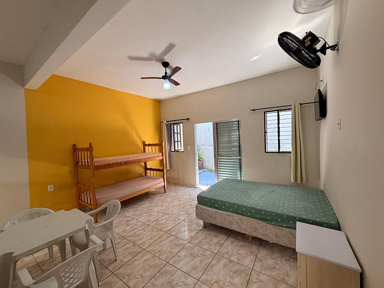 Estúdio 5 Pessoas Cozinha Completa